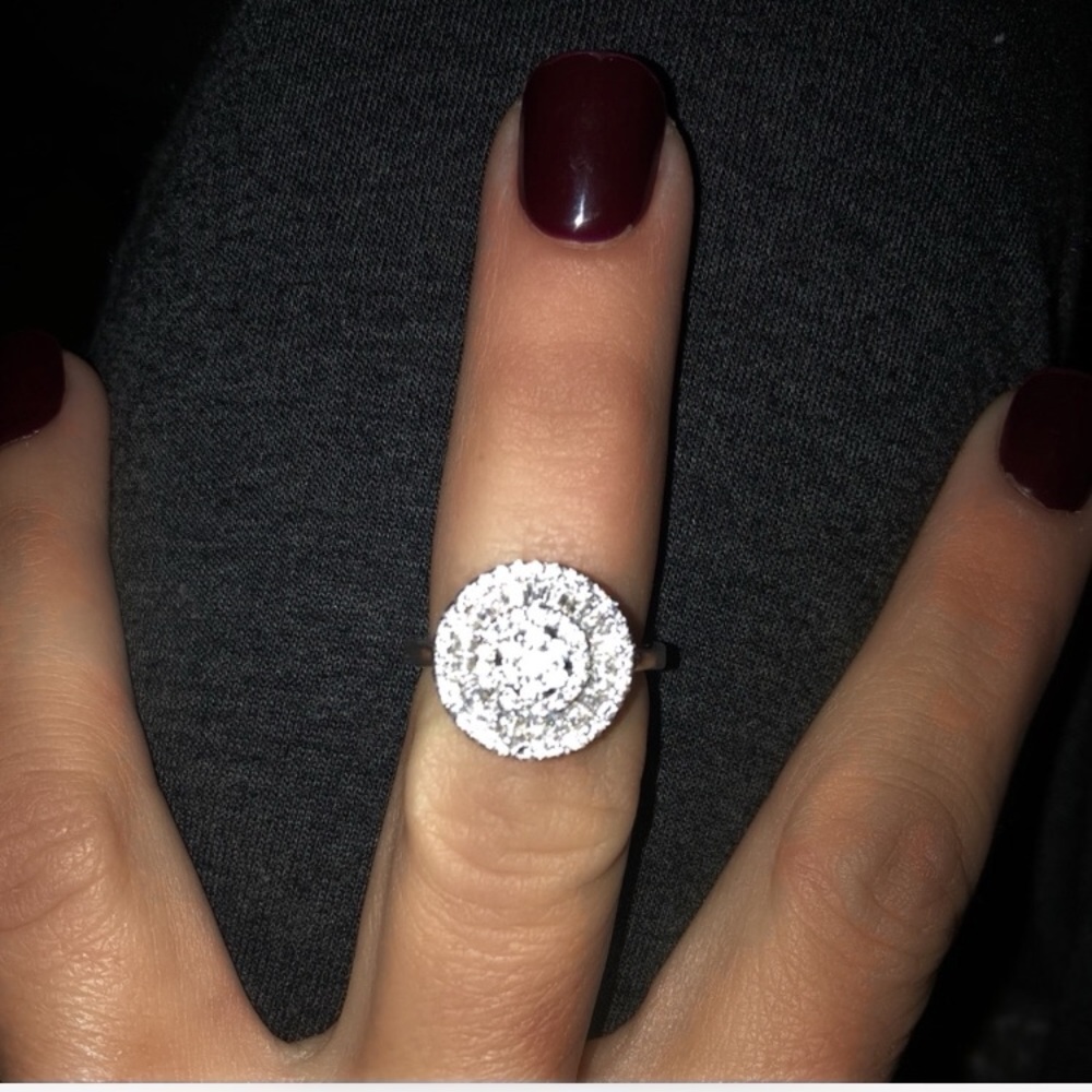 🎉HP🎉18k WG Rhodium 107AAACZ 15mmD Ring 6.25